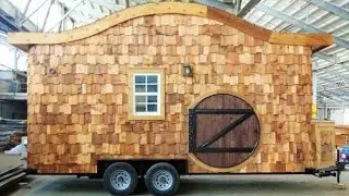 US$35,000 Incredible Hobbit Style Tiny House on Wheels