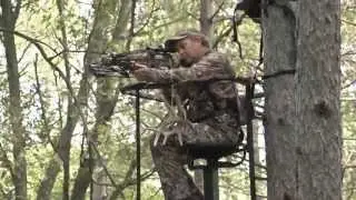 Sniper Swivel Top Ladder Stand