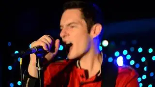 Code Oscar - Let Me Entertain You (Robbie Williams Cover)