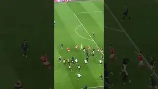 This angle of Benfica keeper Anatoily Trubin&rsquo;s last minute goal is 🔥🔥 #benfica #realmadrid #ucl