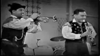 Ansambel bratov Avsenik - Pod Grintovcem (1967)