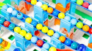 MarbleRun Main Train Market's ASMR station series of satisfying sounds every time you pass by