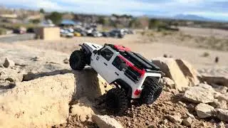 Axial Scx30 rubicon.Took the little for some outdoor fun#scx30 #axial#jeep 