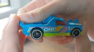 Unboxing Hot Wheels Fig Rig HW Ride-Ons
