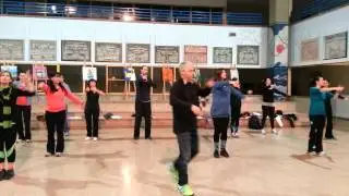 תפקחו את העיניים- לוי בר גיל- עין הקורא