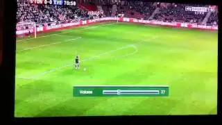 Jason Puncheon toilet break vs Everton