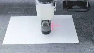 Fully automatic sticker label cutting machine