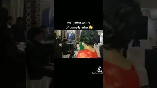 G&uuml;lşirin &Ouml;wezm&auml;mmedowa to&yacute;da &Yacute;azberdi Mahmydow bilen a&yacute;dym &uuml;st&uuml;nde dawalaş&yacute;ar