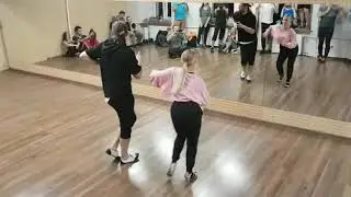 Sandra i Mayer - salsa on2 footwork &partnerwork