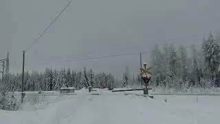 VR VET 11822 passed PUNASVAARA level crossing @Rautj&auml;rvi, Finland