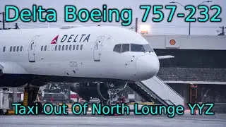 Delta 757 Taxi out of North Lounge | Toronto YYZ