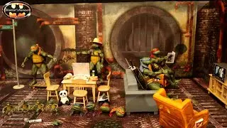 NECA TMNT 1990 Movie Accessory Set Teenage Mutant Ninja Turtles Review & Comparison