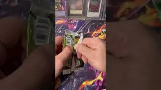 I Opened MetaZoo Cards For The First Time And Pulled FIRE #shorts