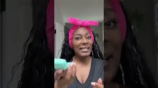 I still stand by this silicone facial cleansing brush because it&rsquo;s the BEST one 🙌🏾😌 the silicone