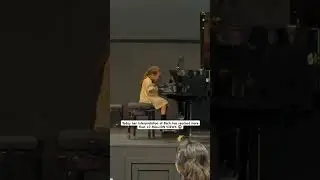 &laquo;&nbsp;Prelude in C minor&nbsp;&raquo; by Bach. 5 years old Maya #kidmusician #piano