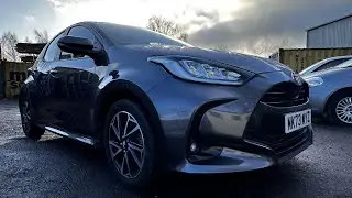 Toyota Yaris VVT-h Design E-CVT Euro 6 - 5dr