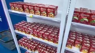 Russian shops food everywhere in China.俄罗斯商品店在中国无处不在。中俄友谊,Long Live China and Russia