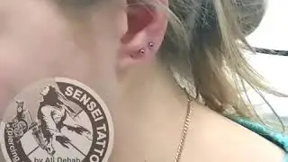 Pirsing pina i helix, sdelat v salone Dnepra