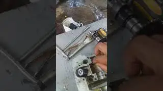 reparando bancada de &aacute;rbol de leva en la culata de la gs 125 suzuki