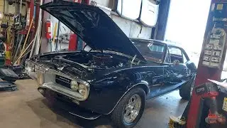 Большой, чёрный Pontiac Firebird первого поколения с протекающим 200-4R? Приступим к работе!