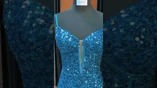 The dress that looks amazing on everyone! 💙