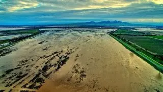 Sacramento River Sutter Bypass and Weirs overflowing, Jan 2016