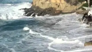 Big waves at Victoria Beach