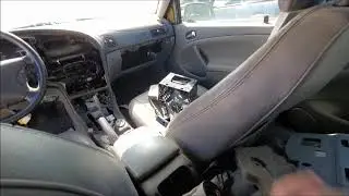 Saab - Red Aero Wagon & Junkyard Adventures! (Episodes 2)