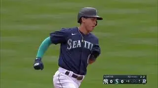 Sam Haggerty gets the first hit for the Mariners! And it's a Home Run