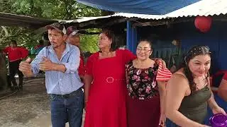 EN LOMAS ALEGRES TACOTALPA TABASCO MEXICO CUMPLEAÑOS