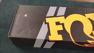 Unboxing a 2022 Fox Factory 34 Fork