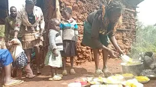African Village life # Cooking cow legs bone stew 🍲 ( Osubuko) + Cornflour meal//  Organic food.