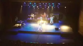 radio ga ga....experiencia Queen..salta