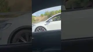 1,100 horsepower hellcat vs Tesla plaid Truck 🔥 🔥🔥🔥