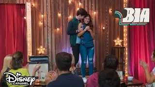 🎙 Cântatul alină durerea | Bia | Disney Channel România