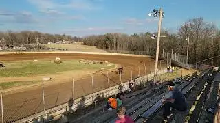 First ever laps in a 305 Sprintcar
