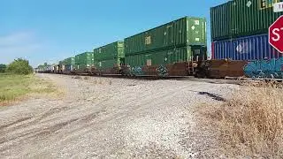 UP 9092 lead EMP Containers/Piggyback near Bucklin MO
