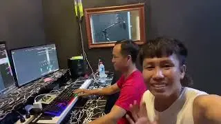 nuj xeem mus kaw nkauj tshiab ( teeb vwj studio )