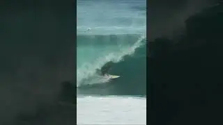Straight Into the MIST at Pipe  #bigwavesurfing #surf