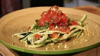 Raw Vegan Pasta With Zucchini, Tomato & Basil