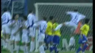 Brazil 3-0 Greece. Juninho scored goal.avi