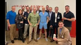 Прямая трансляция показа коллекции Orlebar Brown 007 из Нью-Йорка.