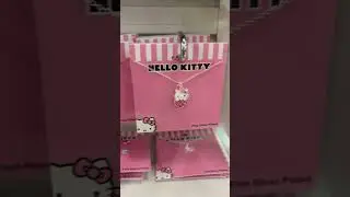 Hello kitty earrings and necklace aahhh so cute 😁