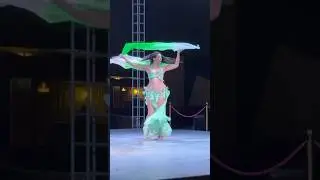 Mesmerizing  Belly Dance 💃✨ | Desert Safari #desertsafari #dubai #dance #bellydance #shorts #yt
