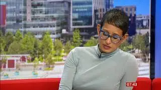 Энди Бернхэм отключает Нагу Мунчетти в интервью TOXIC 2025