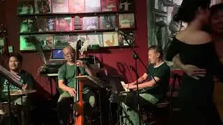 The Autumn Leaves - HAT Jazz Band