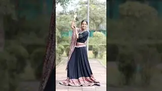 Navratri poses 👧📸 #photo #youtubeshorts #shortvideo #shorts #poses #pose #navratri