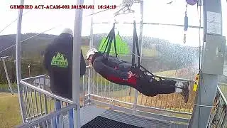 Zipline Flug Andr&eacute;