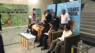 PELAKSANAAN PEMASANGAN PEMANTUL CAHAYA MS 828:2011 & PENGGUNAAN SEGI TIGA KESELAMATAN KAEDAH 101A