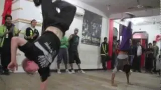 Indian Parkour freerunning b boying class Zenith Dance Company troupe groupe India Delhi mumbai